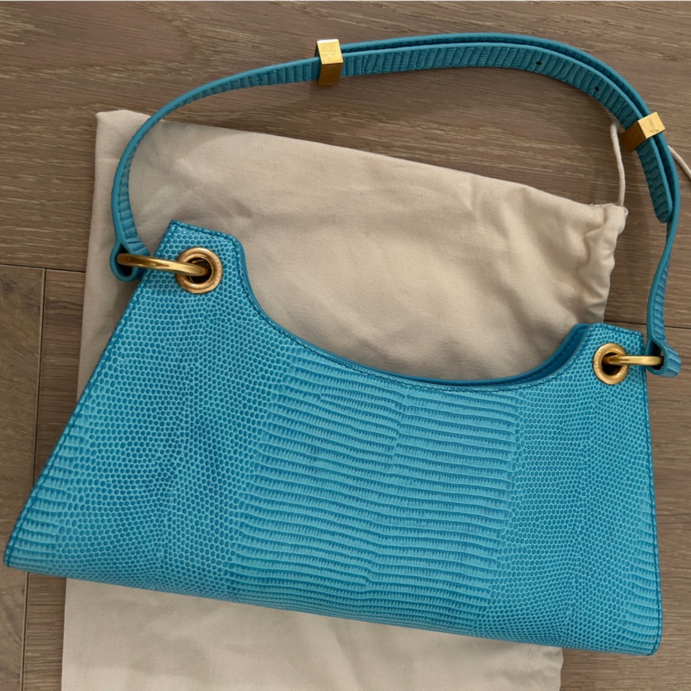 Apede Mod (New York)chic blue underarm bag